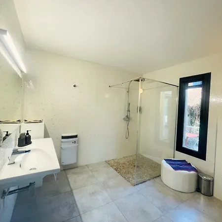 公寓 Les Madones 尼姆