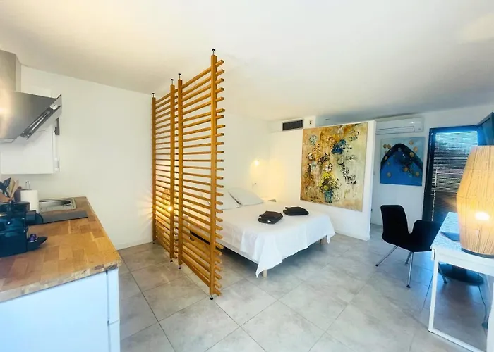 Les Madones Apartman *